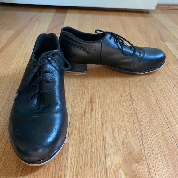 Bloch “Shockwave” Tap Shoes - Picture 2 of 8